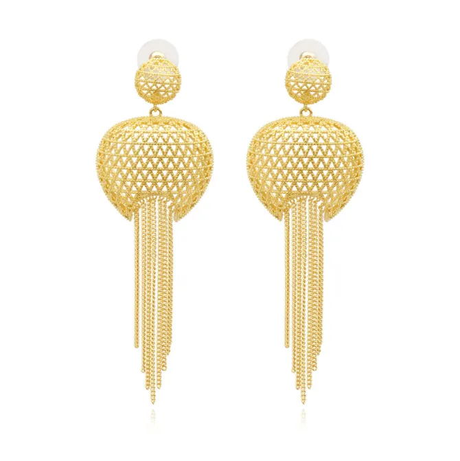 Betty pierced stud earrings in metal and chains - gold-plated