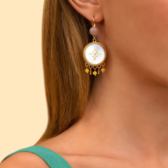 Capraia thin sleeper earrings - white