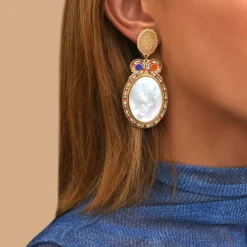 Claudia clip-on earrings - mother-of-pearl