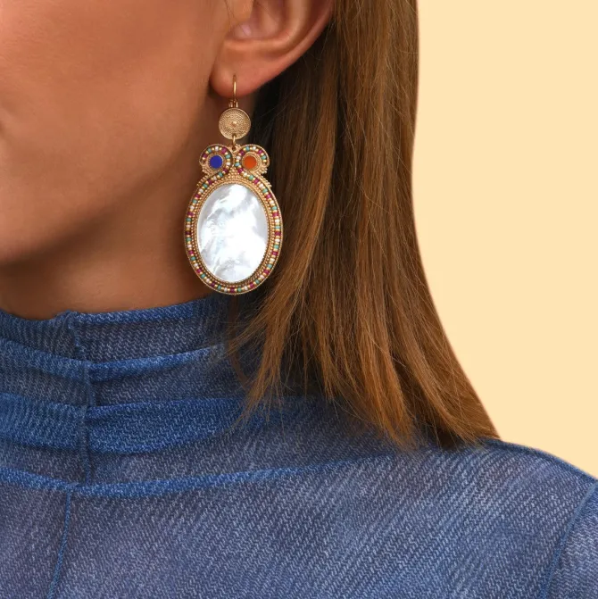 Claudia sleeper earrings - mother-of-pearl