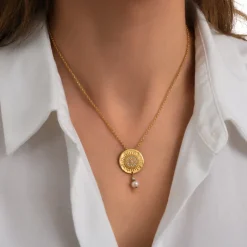 Dakota Adjustable Pendant Necklace - Pearl
