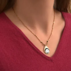 Fujita pendant chain necklace - white