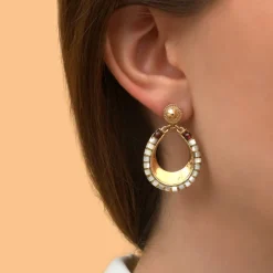 Ninon fine stud earrings - mother-of-pearl