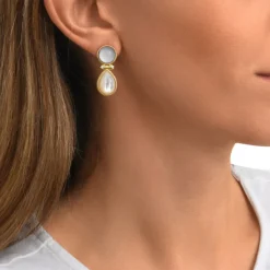 Oceane pierced stud earrings – white