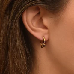 Panarea hoop earrings - garnet