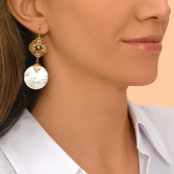 Positano dangling sleeper earrings - white