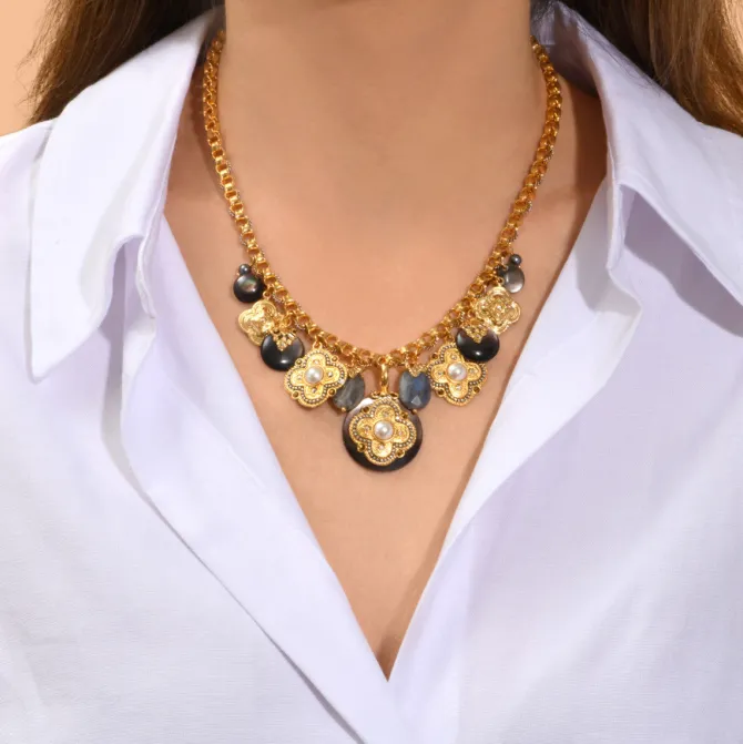 Positano medallion chain necklace - grey mother-of-pearl