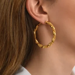 Tess maxi hoop earrings - gold